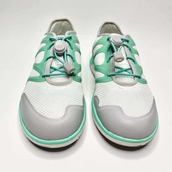 NEW XTRATUF White and Green Contrast Mesh Spindrift Seafoam Water Sneakers US 7 - Picture 2 of 9